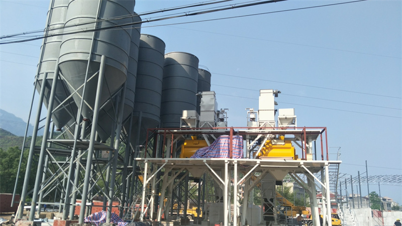 Stationary Type HLS240 Concrete Batching Plant